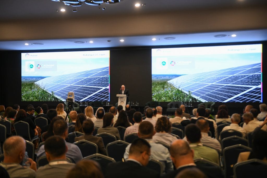 A lot of green in Kosovo - ProCredit Bank opens first photovoltaic park 6